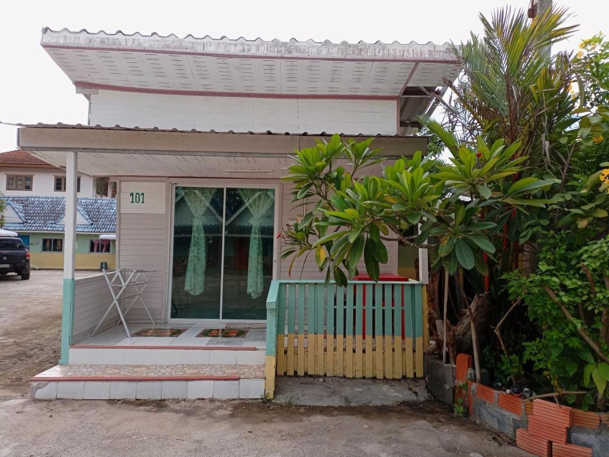 Kanjana Resort Surat Thani Buitenkant foto